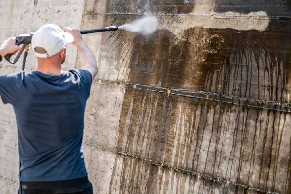 side wall pressure washing service