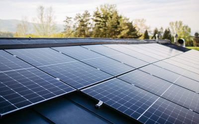 How Solar Panel Washing Optimizes Your Home’s Energy Efficiency